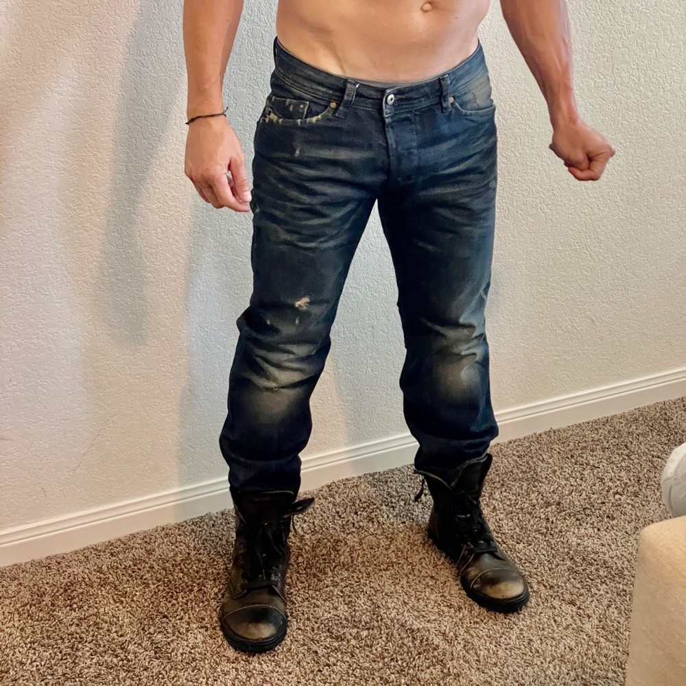 Diesel Darron - Regular Slim Tapered Jeans